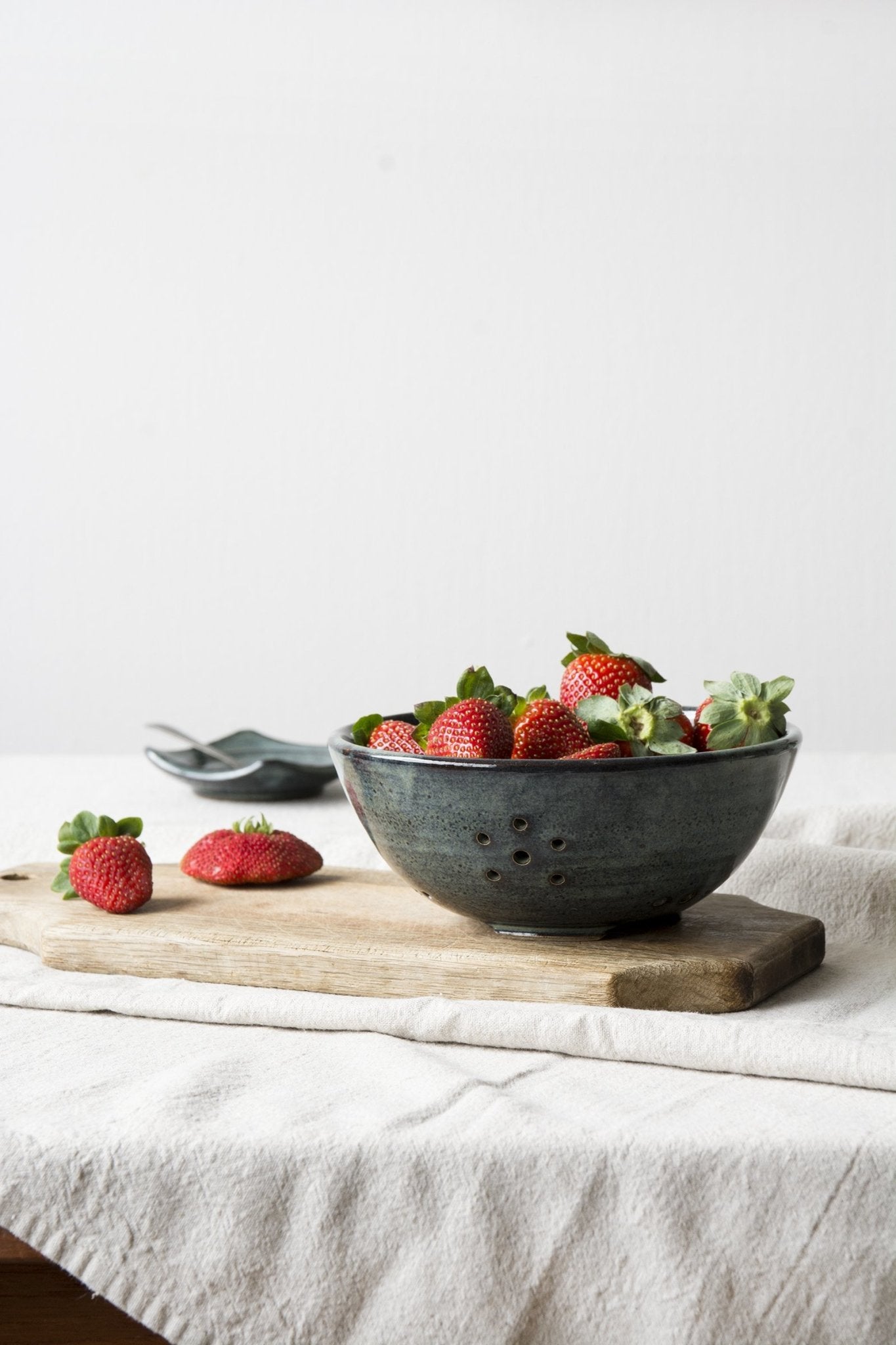Blue Berry Bowl - RAMIREZ ZANOTTY- colander