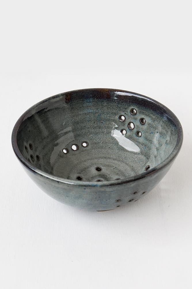 Blue Berry Bowl - RAMIREZ ZANOTTY- colander