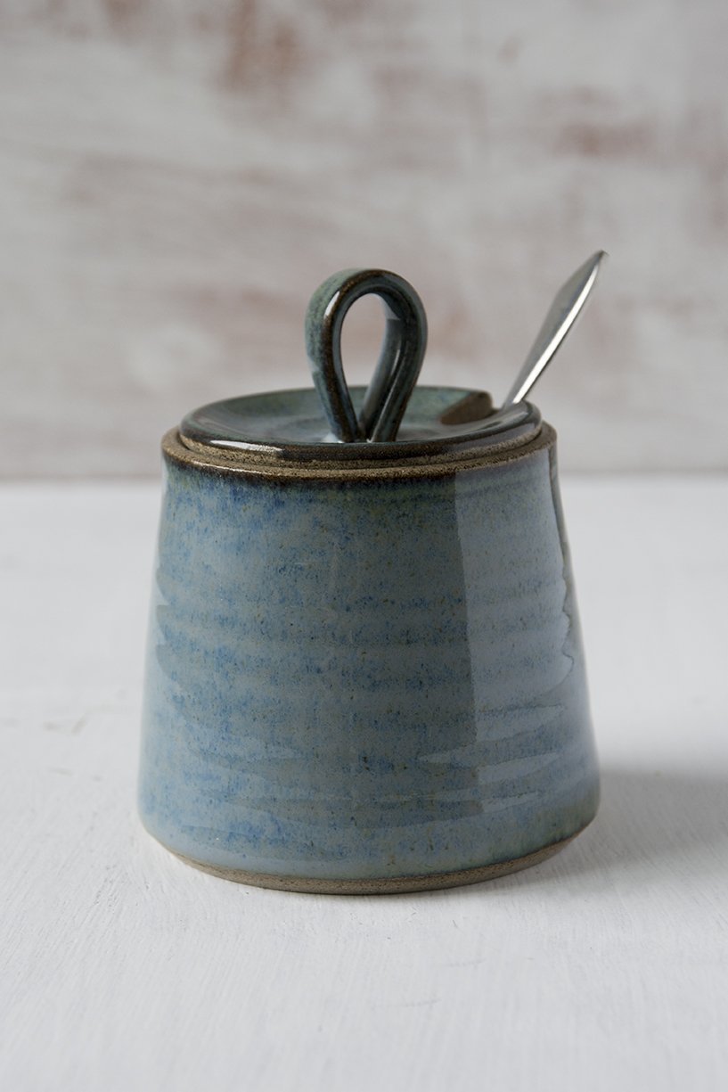 Blue Ceramic Honey Dish for Rosh Hashanah - RAMIREZ ZANOTTY - Honey dish