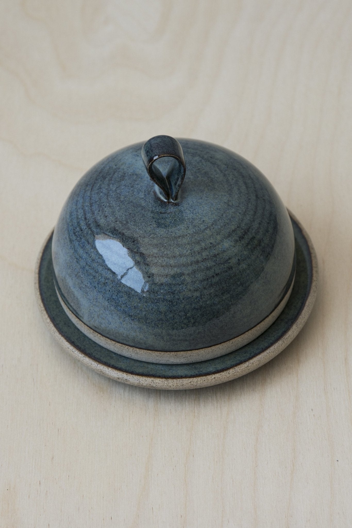 Blue Ceramic Round Butter Dish - RAMIREZ ZANOTTY - Buttery Dish