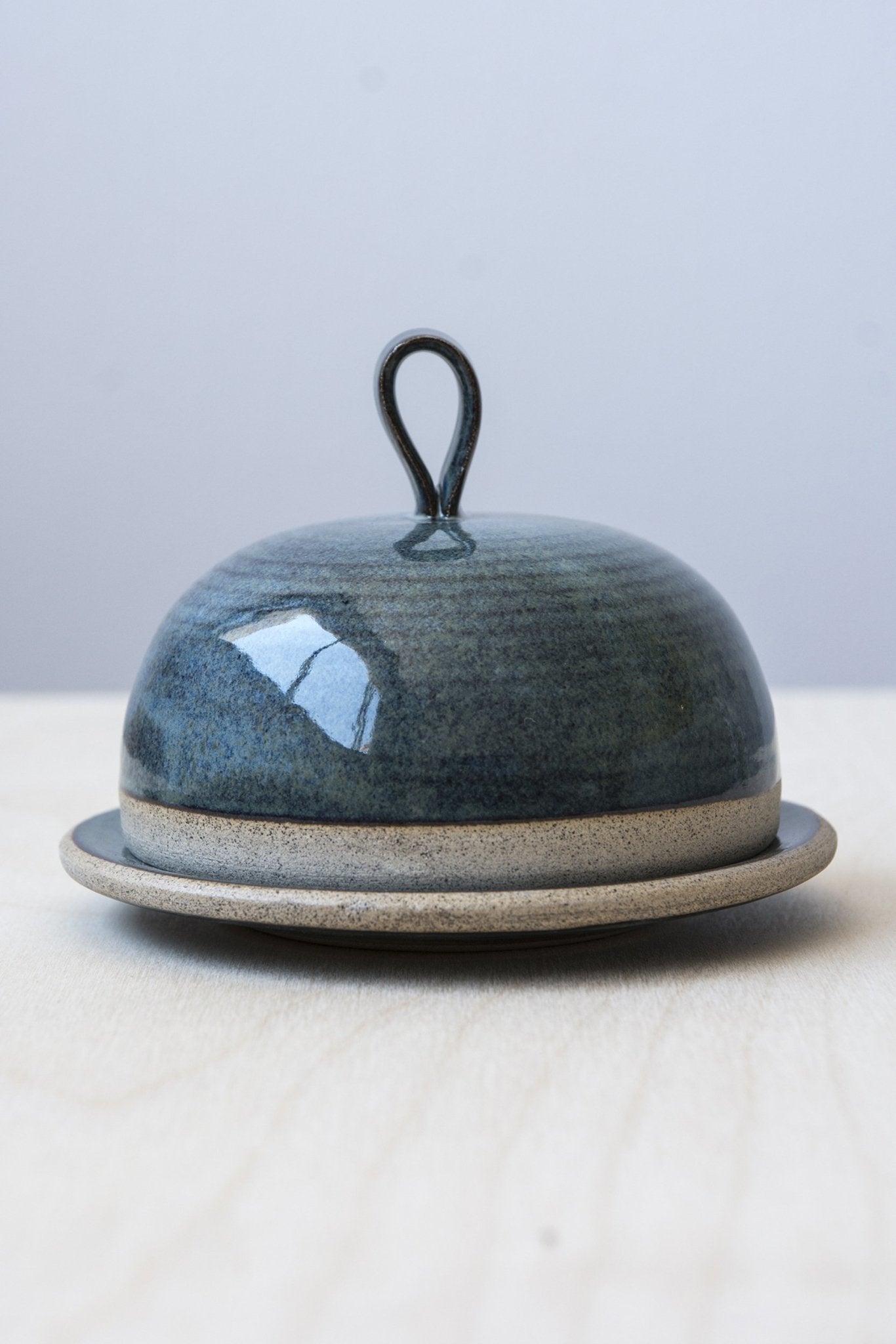 Blue Ceramic Round Butter Dish - RAMIREZ ZANOTTY - Buttery Dish