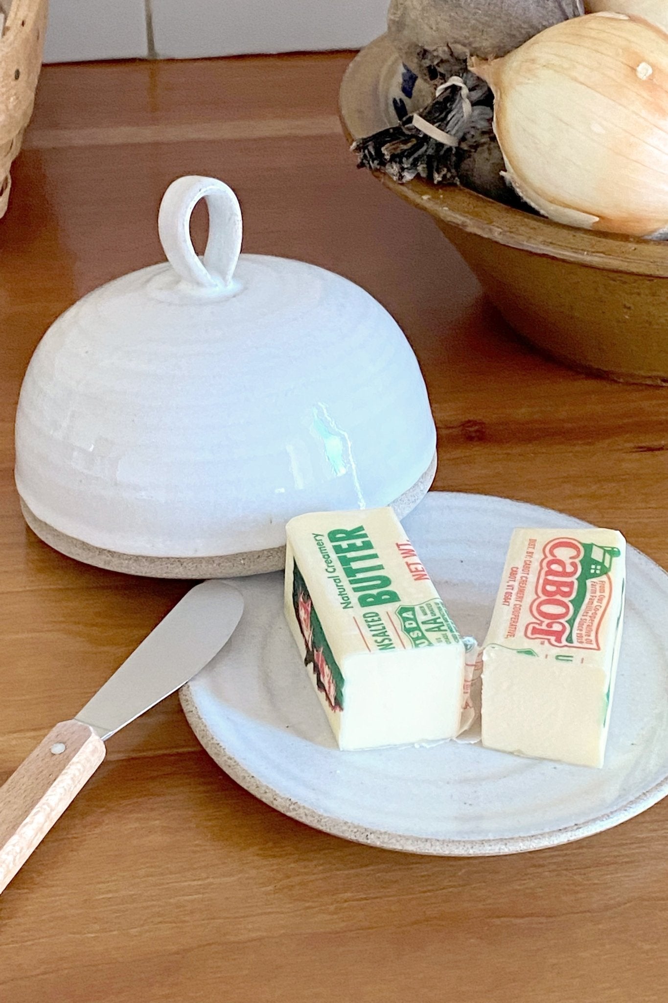 Blue Ceramic Round Butter Dish - RAMIREZ ZANOTTY- Buttery Dish
