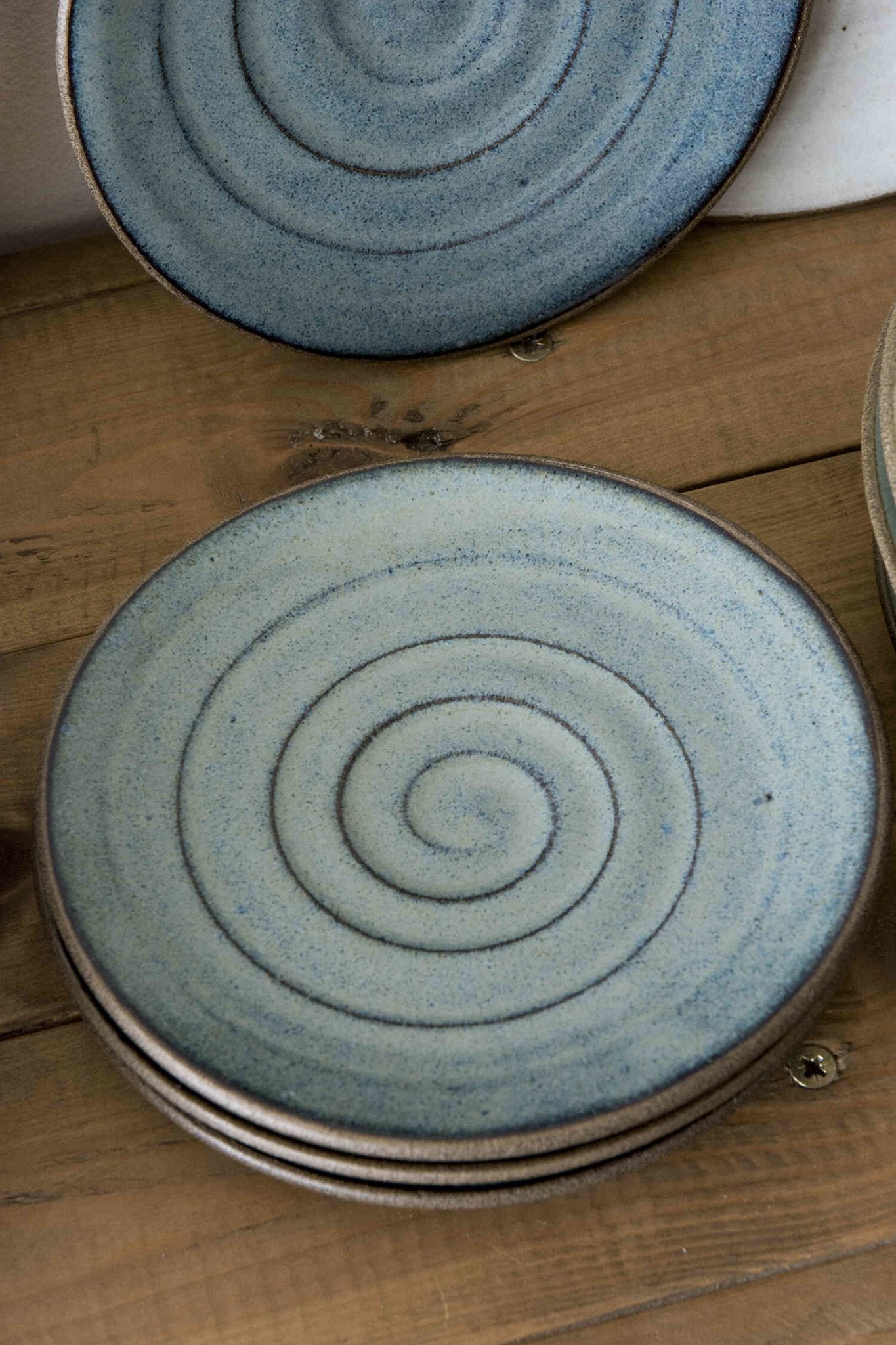 Colorful Dinnerware Set - RAMIREZ ZANOTTY- plates