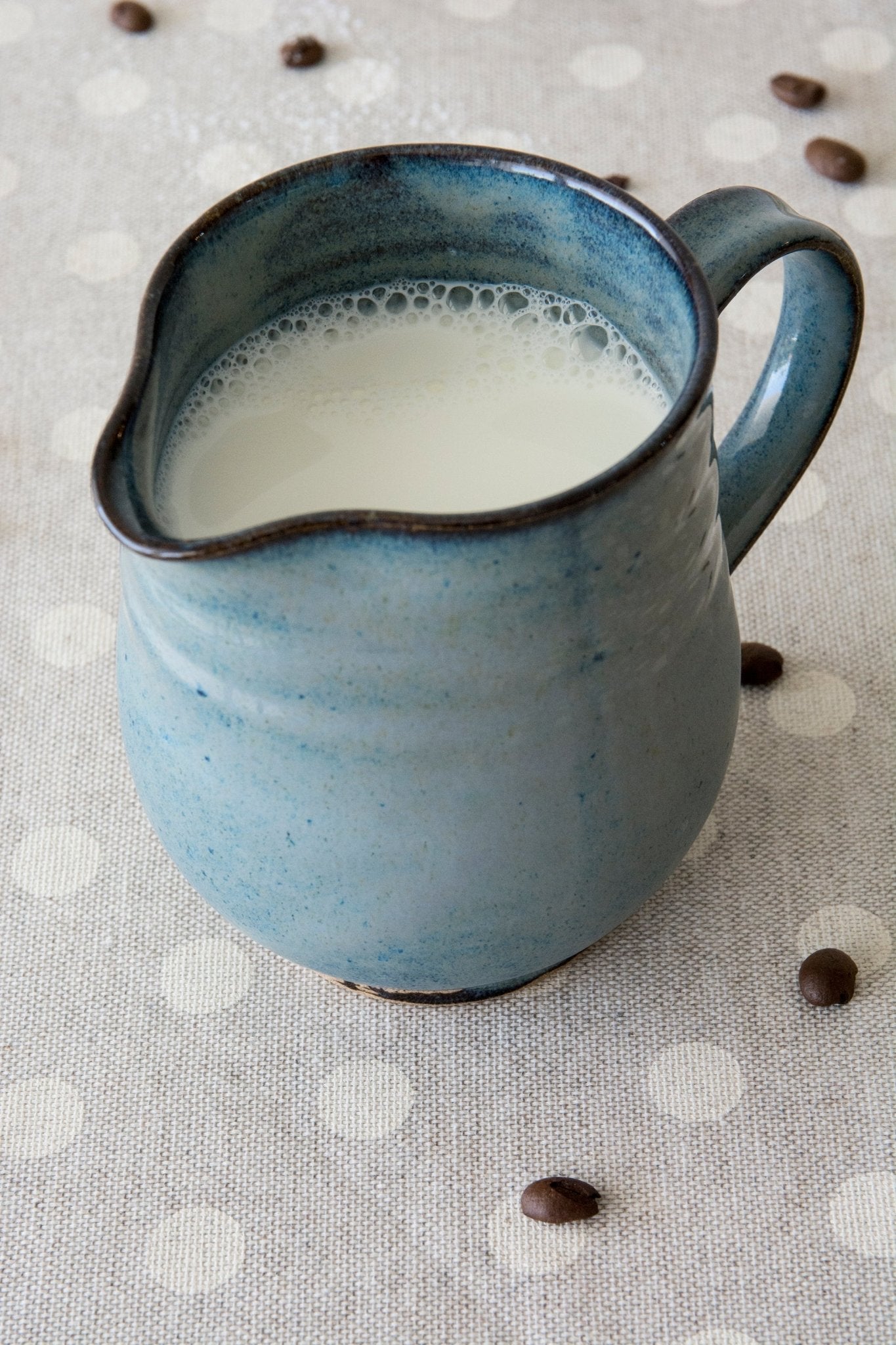 Farmhouse Creamer - RAMIREZ ZANOTTY - creamer