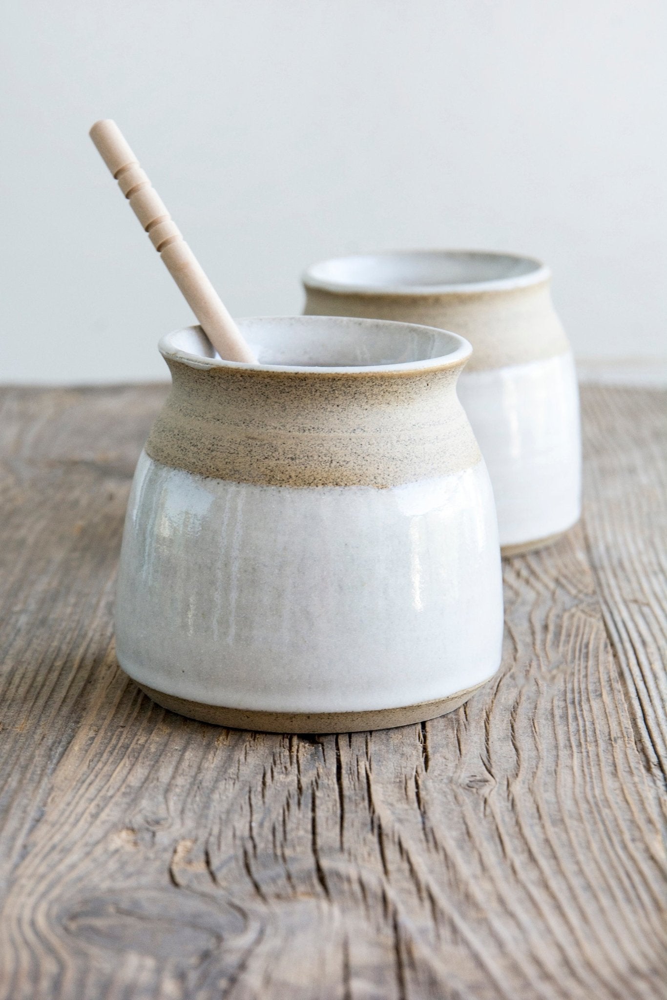 Handmade Ceramic Honey Pot - RAMIREZ ZANOTTY- Honey pot