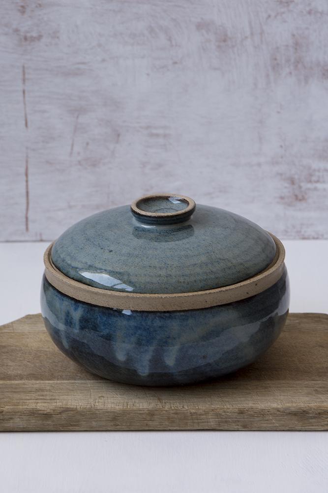 Lidded Blue Ceramic Casserole Dish - RAMIREZ ZANOTTY- plates