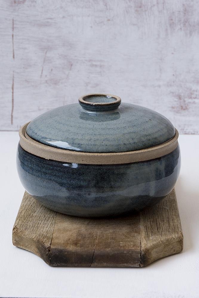 Lidded Blue Ceramic Casserole Dish - RAMIREZ ZANOTTY- plates