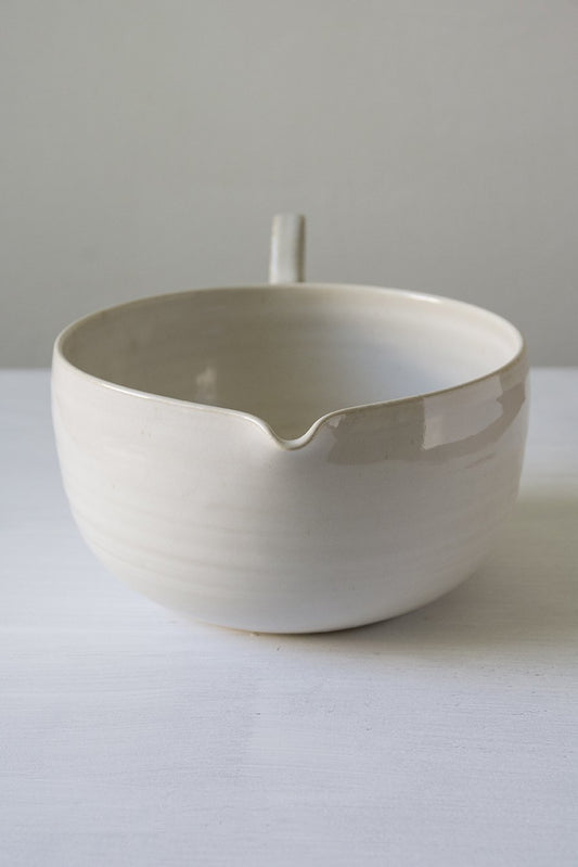 White Ceramic Mixing Bowl - RAMIREZ ZANOTTY - Bowl