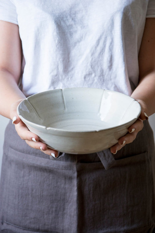 White Modern Pottery Serving Dish - RAMIREZ ZANOTTY- Bowl